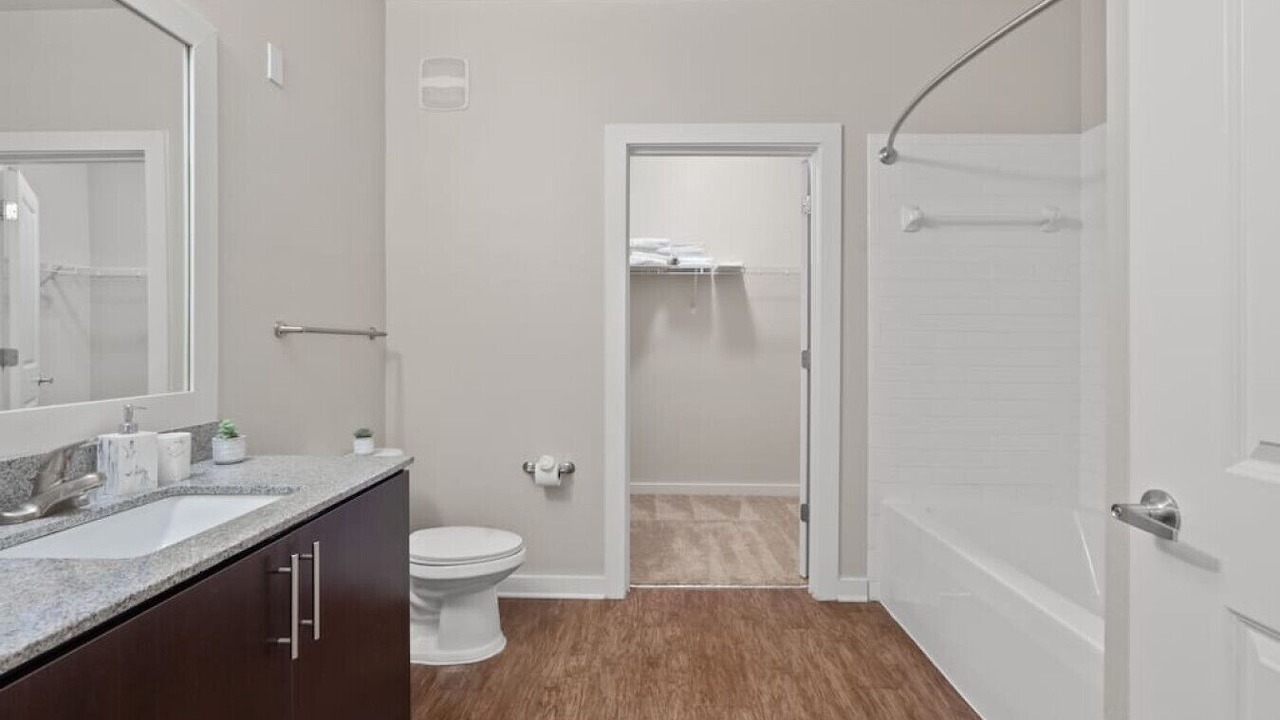 Photo of Bathroom in Courier City - Oscawana