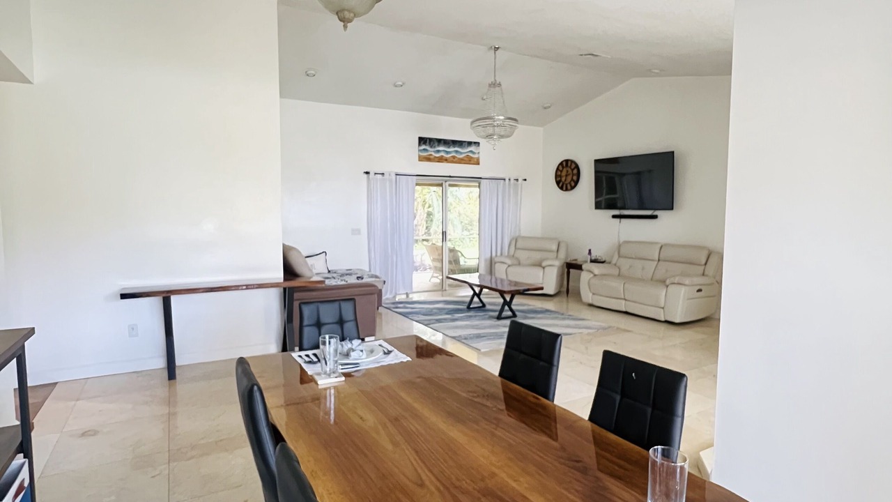 Photo of Kitchen in Greenview Shores