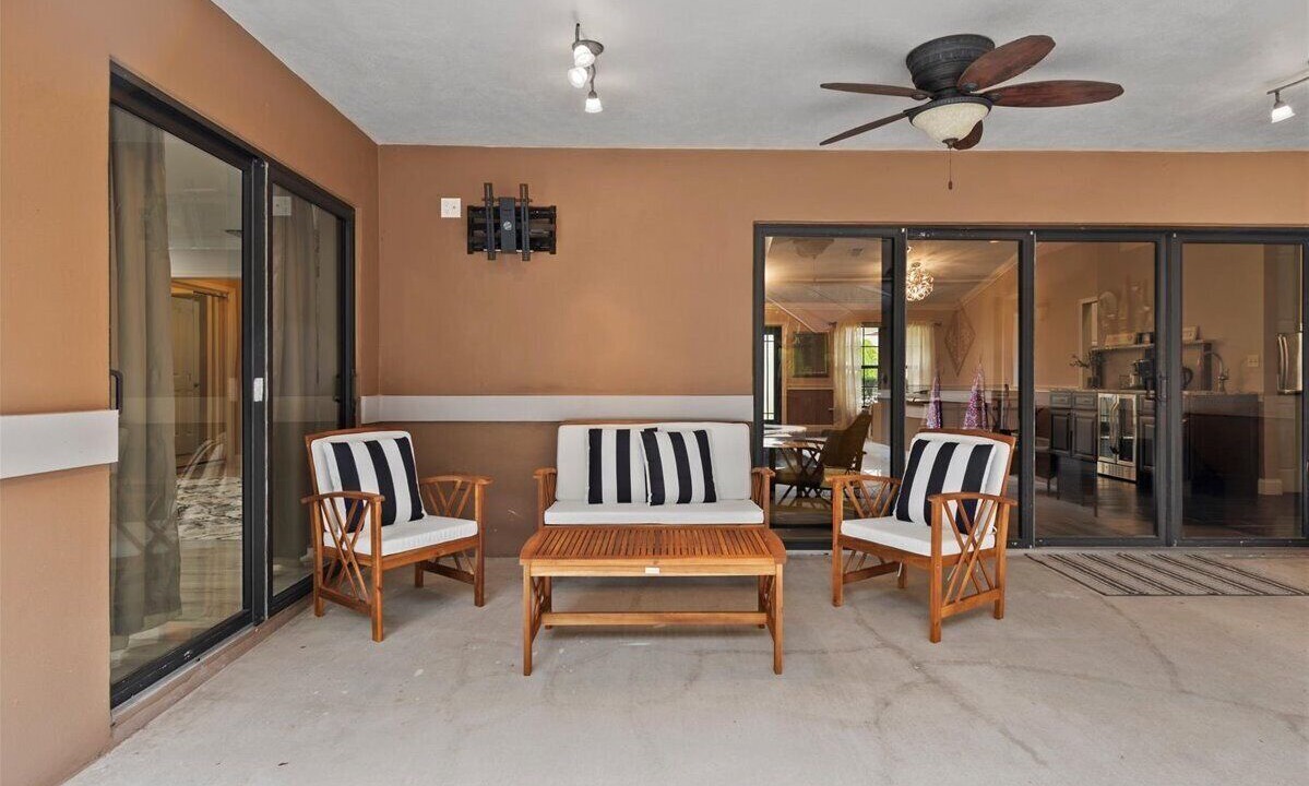 Photo of Outdoor in Greenview Shores
