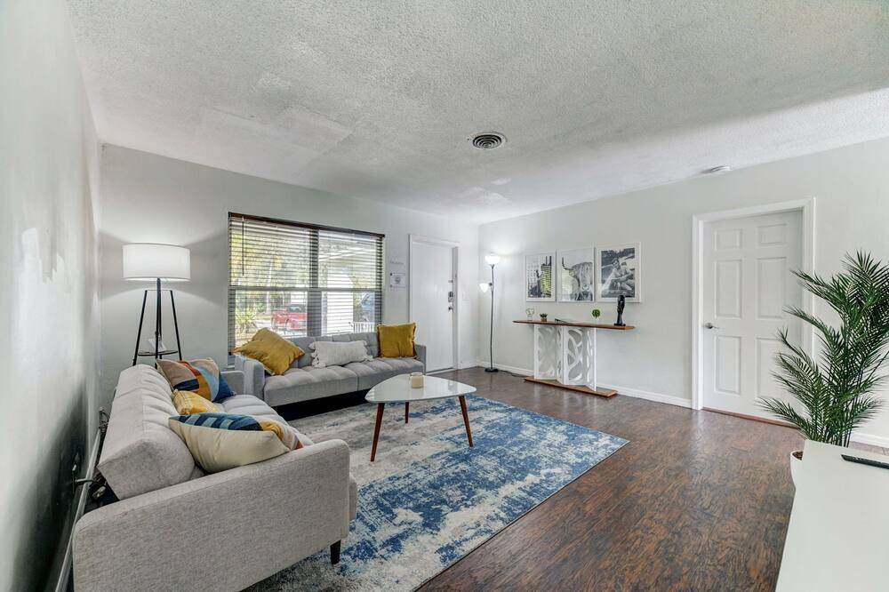Photo of Livingroom in Poinciana Park