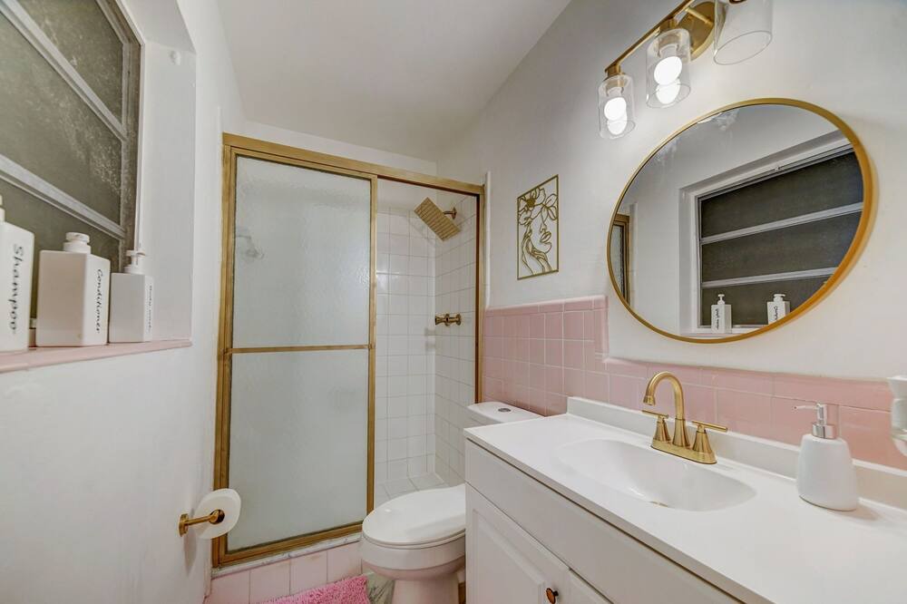 Photo of Bathroom in Poinciana Park