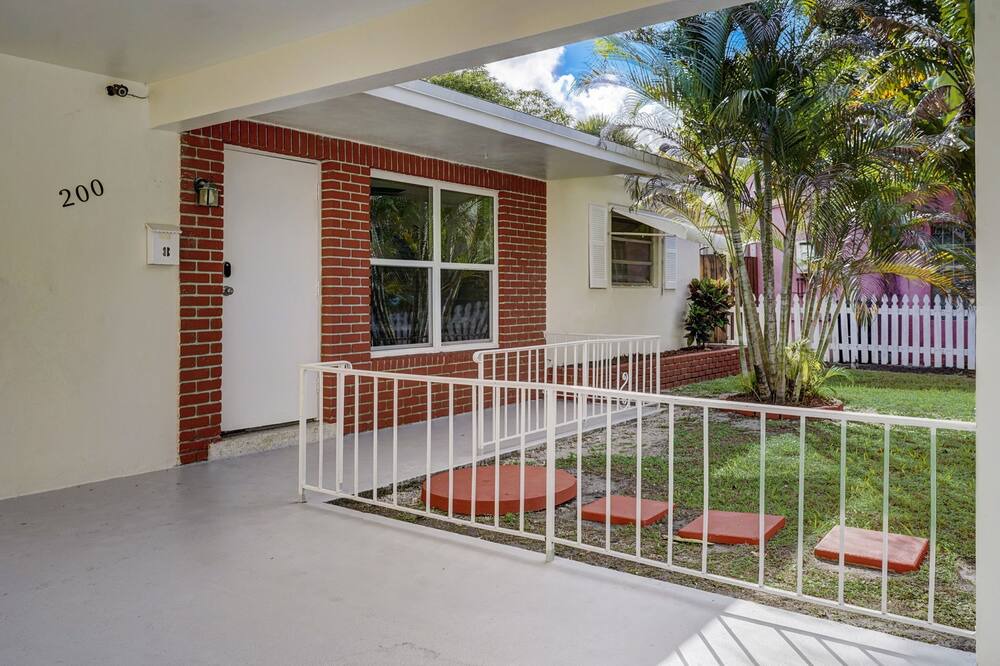 Photo of Outdoor in Poinciana Park