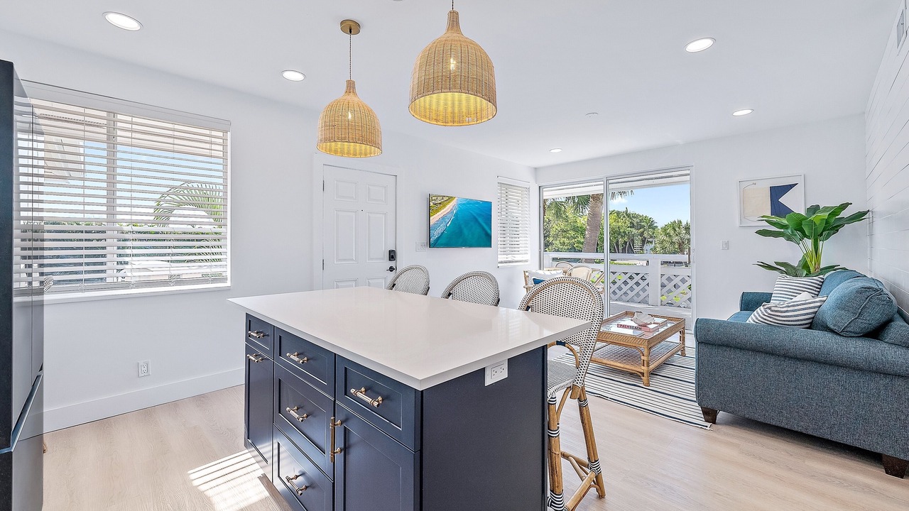Photo of Livingroom in Jupiter Bay