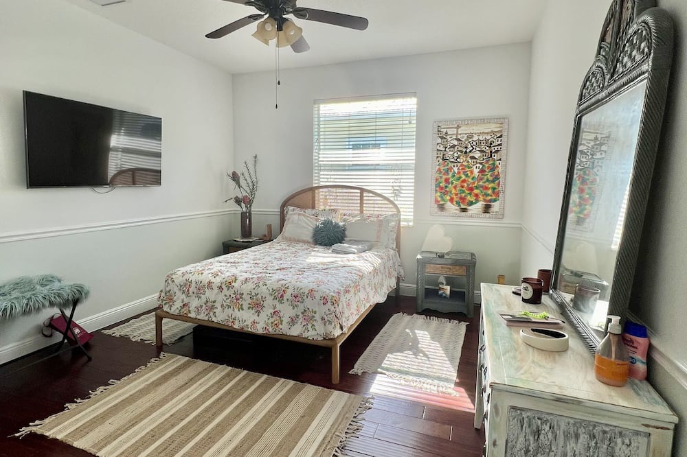Photo of Bedroom in Riverwalk