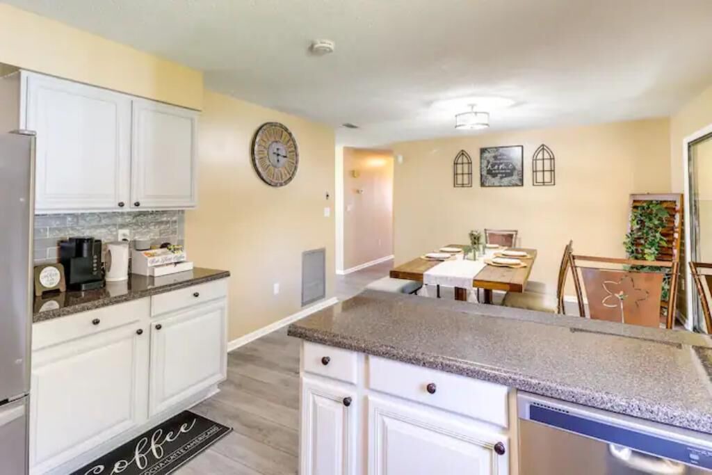 Photo of Kitchen in Silver Springs Shores