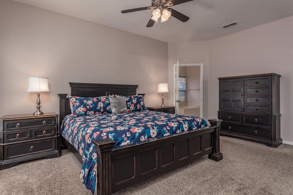 Photo of Others in Lake Davenport Estates