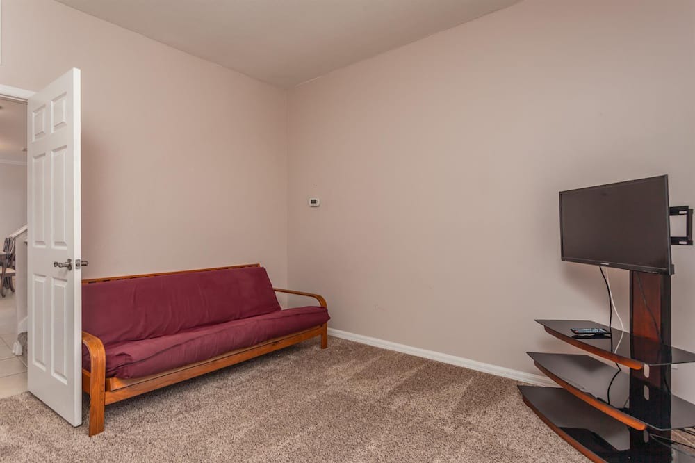 Photo of Others in Lake Davenport Estates