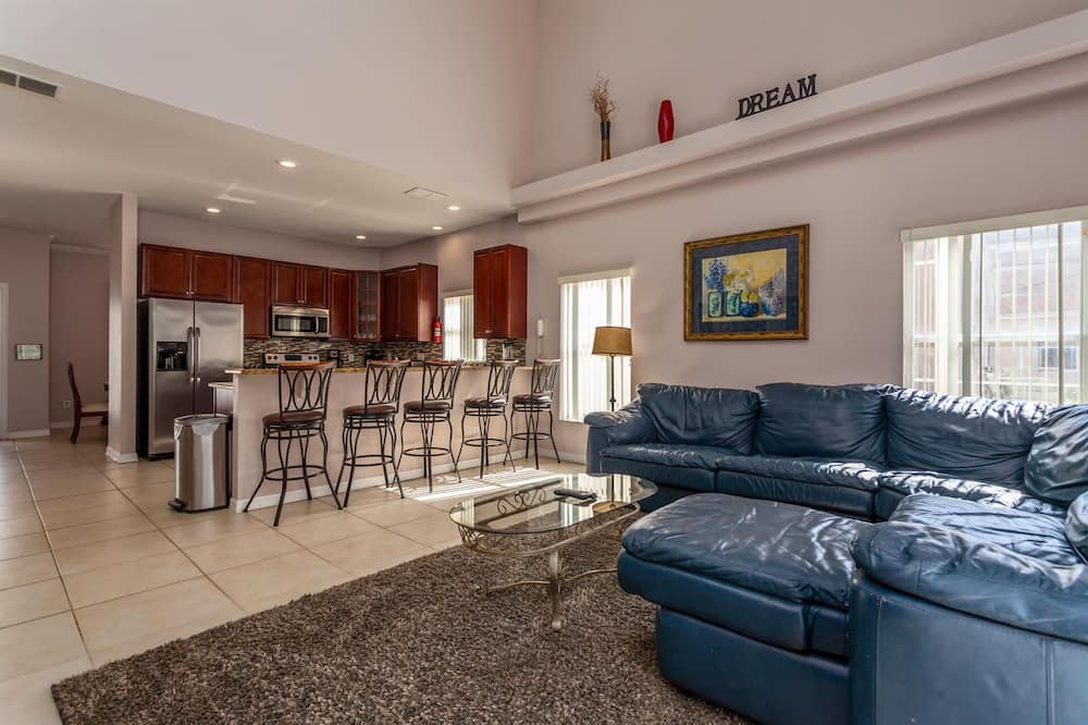Photo of Others in Lake Davenport Estates