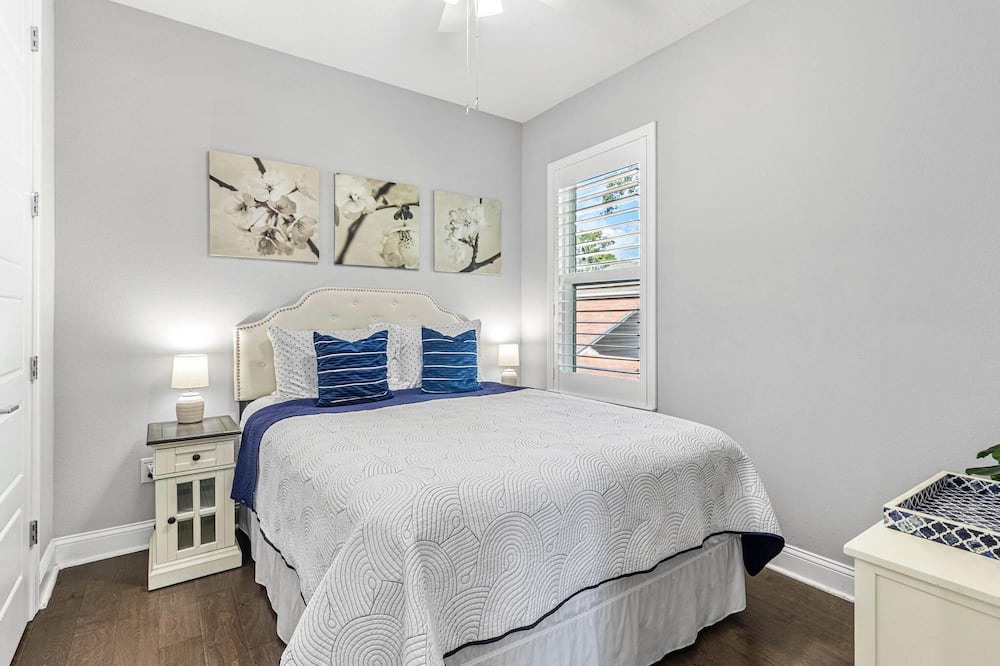 Photo of Bedroom in SoHo