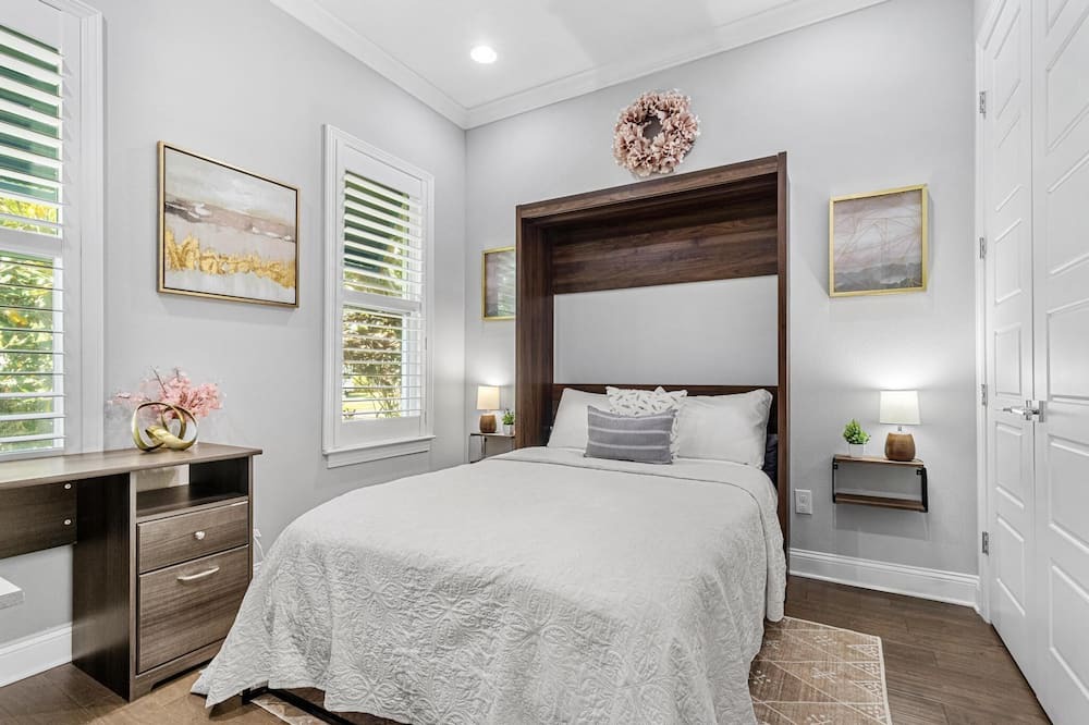 Photo of Bedroom in SoHo