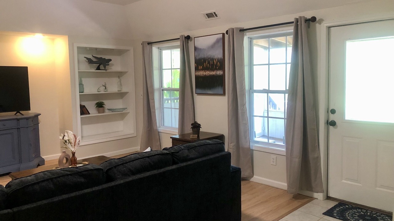 Photo of Livingroom in Dawsonville