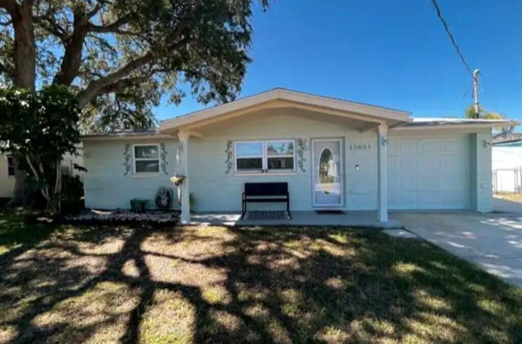 Photo of Outdoor in Hudson Beach Estates