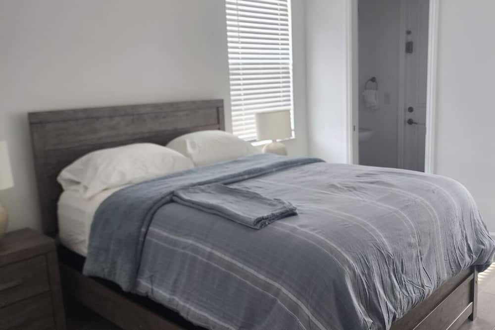 Photo of Bedroom in Majestic Palms