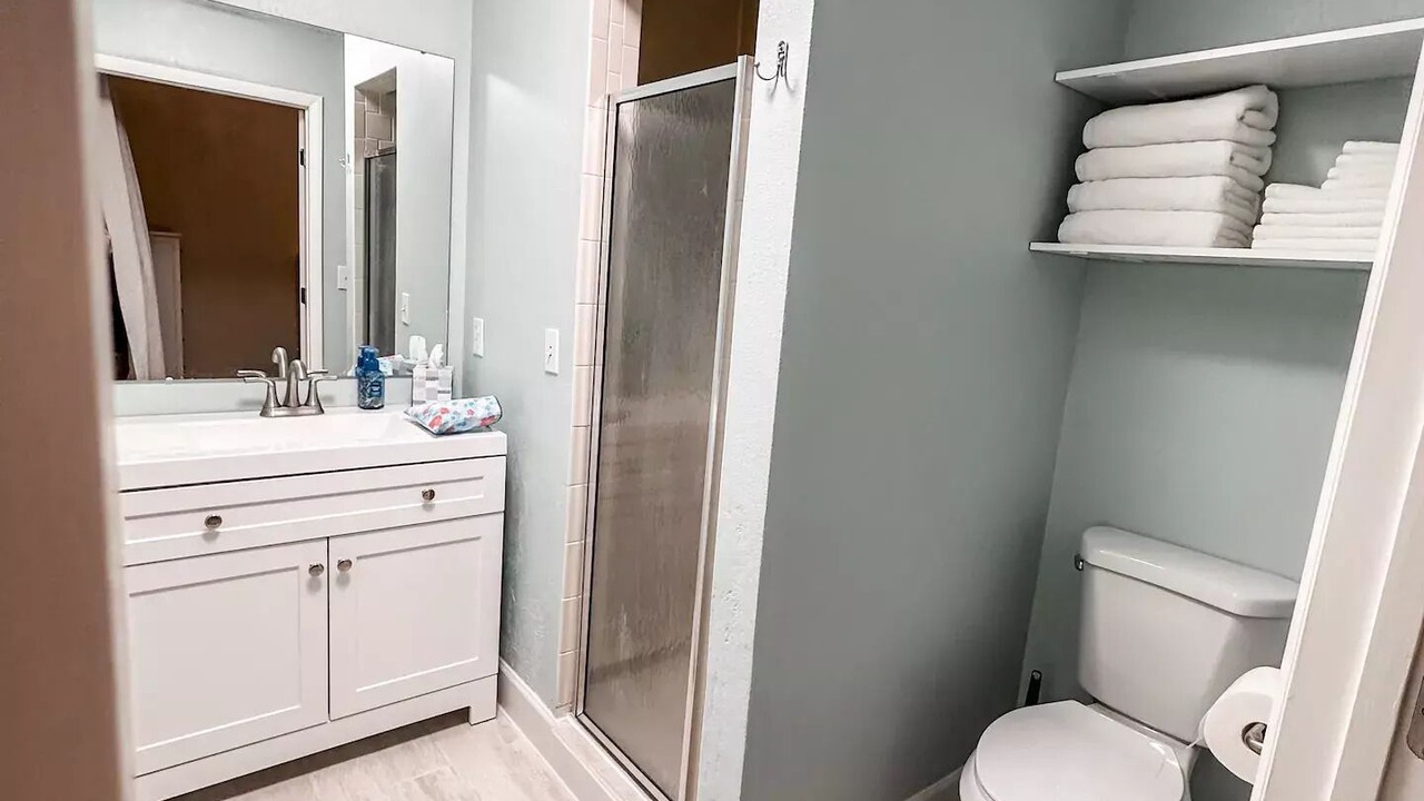 Photo of Bathroom in Skylake