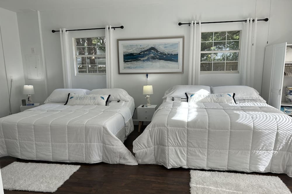 Photo of Bedroom in Fort George Island