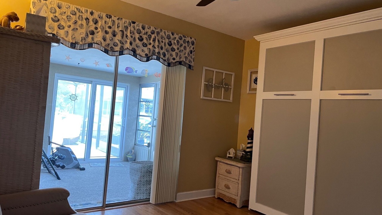 Photo of Others in Pine Island Center