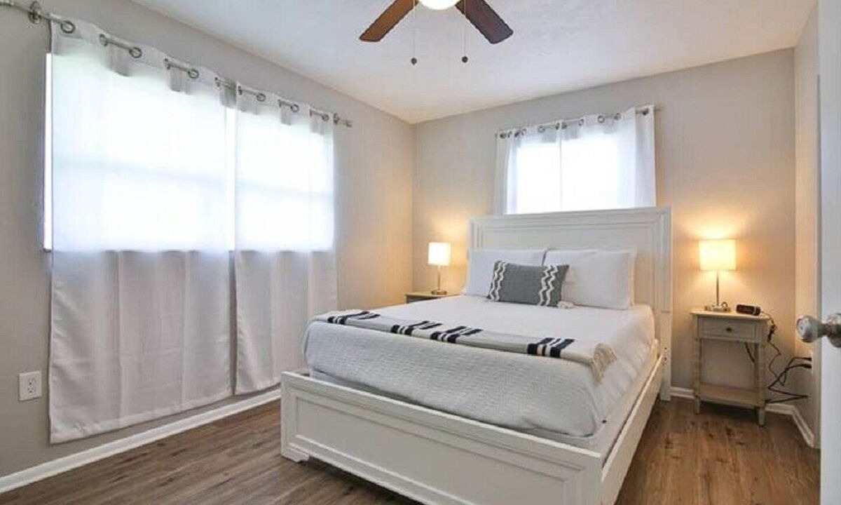 Photo of Others in Gulf Gate Estates