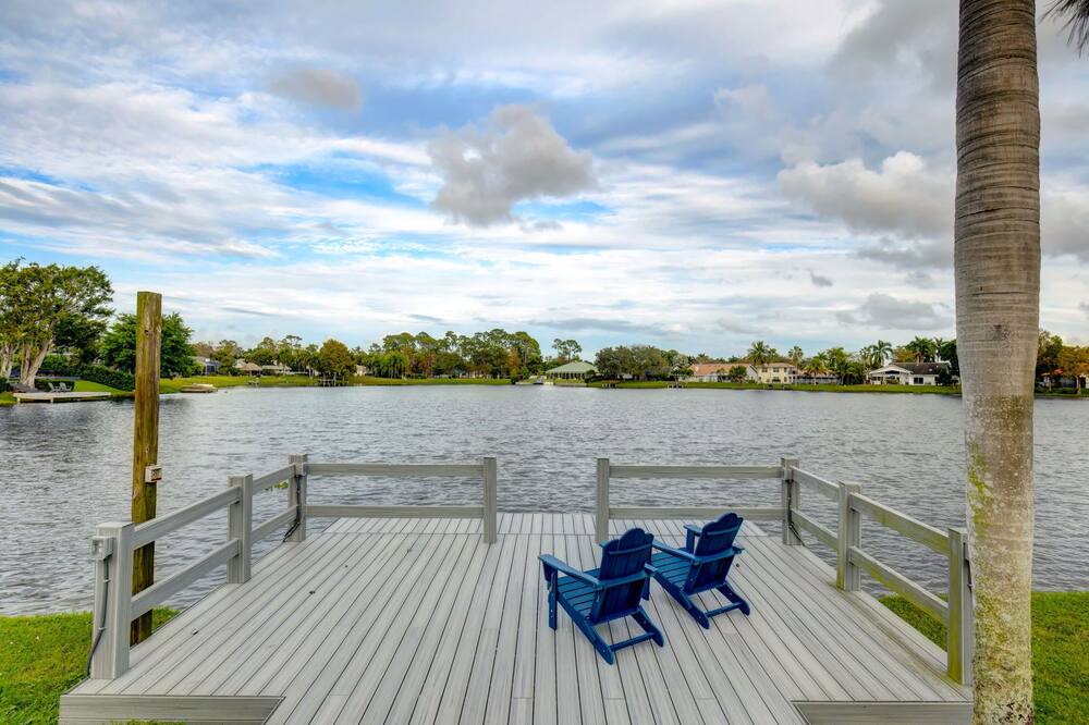 Photo of Outdoor in Greenview Shores