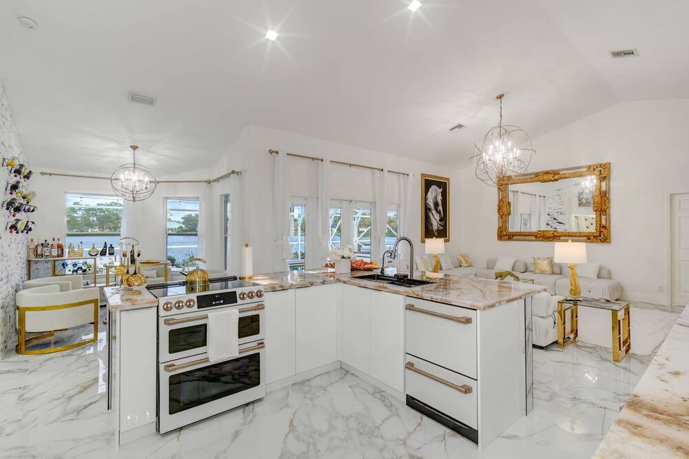 Photo of Kitchen in Greenview Shores