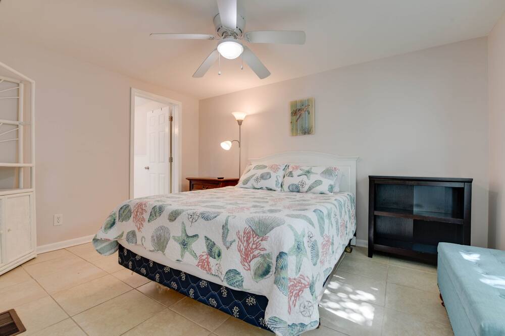 Photo of Bedroom in Bay Point