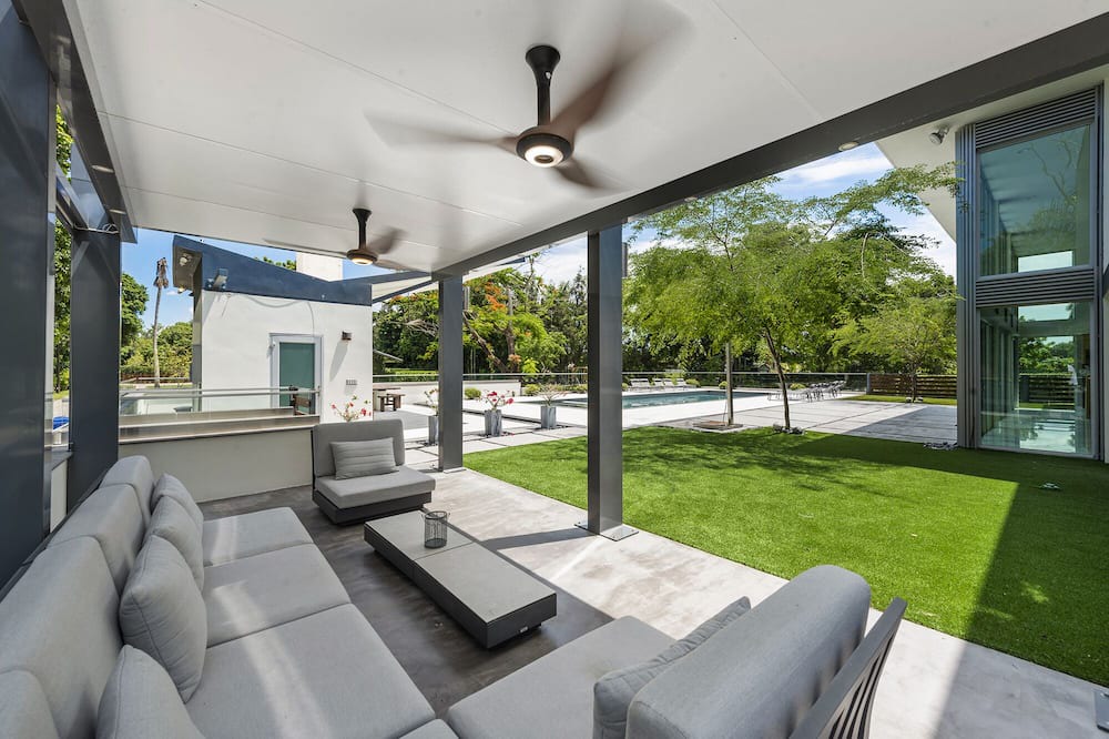 Photo of Patio Balcony in Southwest Ranches