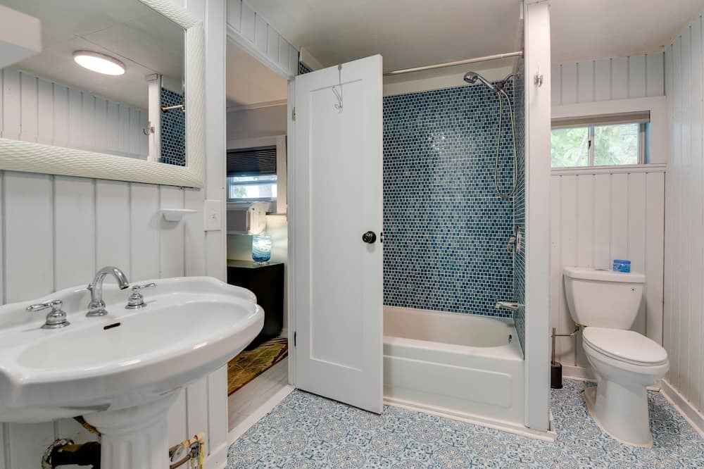 Photo of Bathroom in Key West