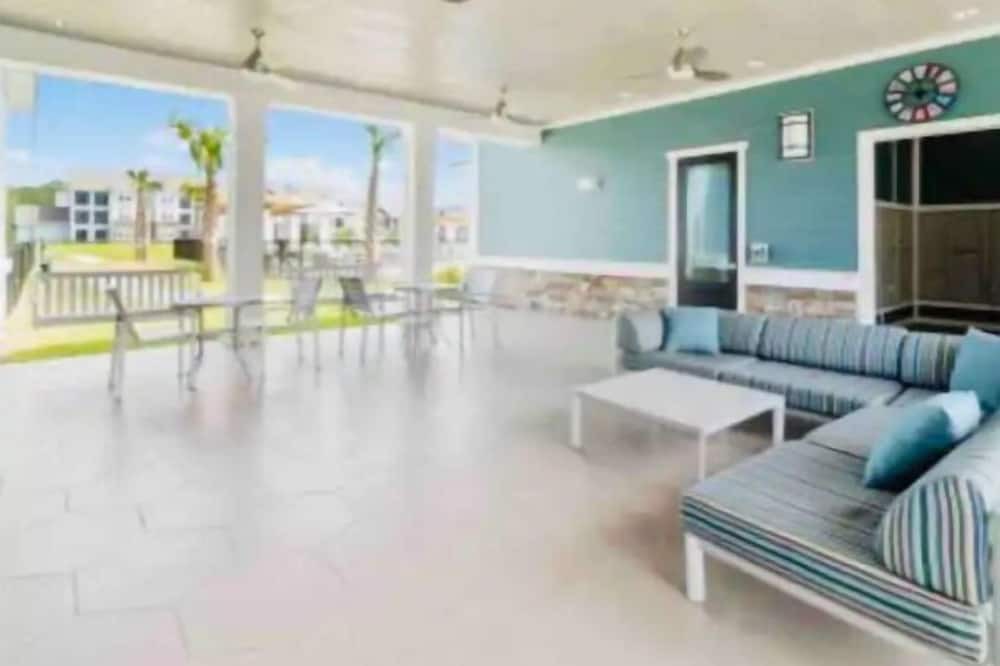 Photo of Livingroom in Daytona Beach