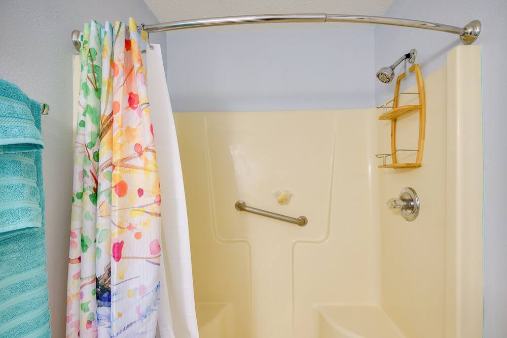 Photo of Bathroom in Florida Shores
