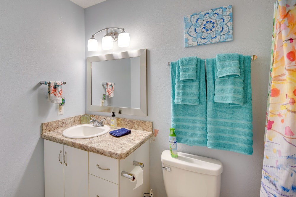 Photo of Bathroom in Florida Shores
