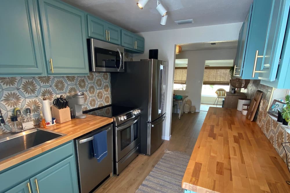 Photo of Kitchen in Holland By The Sea