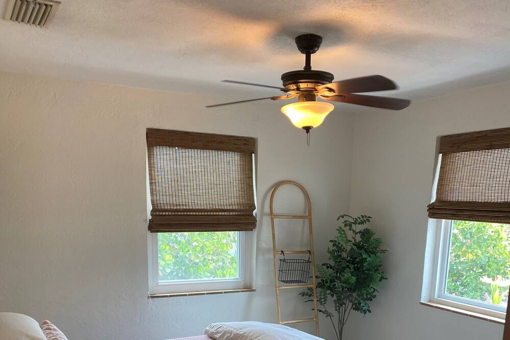 Photo of Bedroom in Holland By The Sea