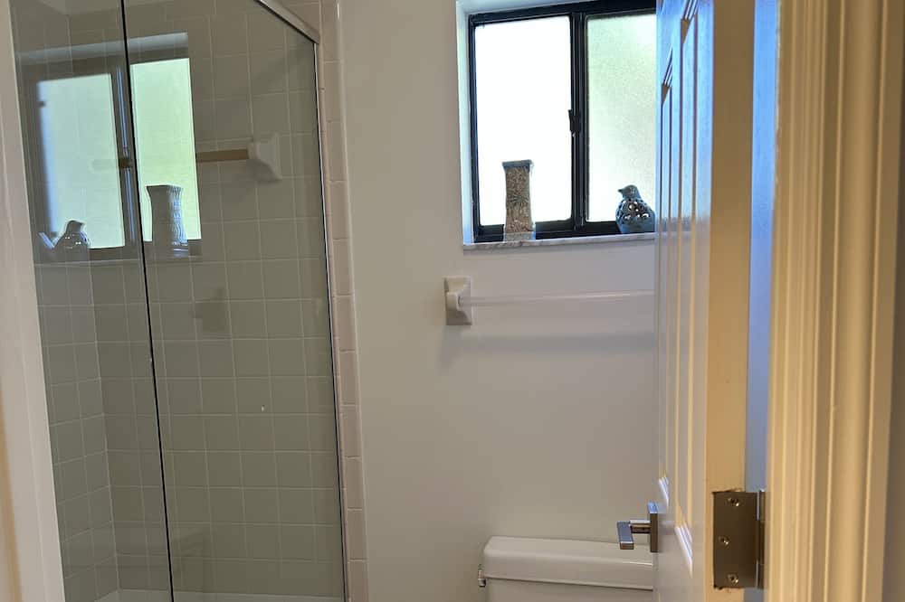 Photo of Bathroom in Laurel