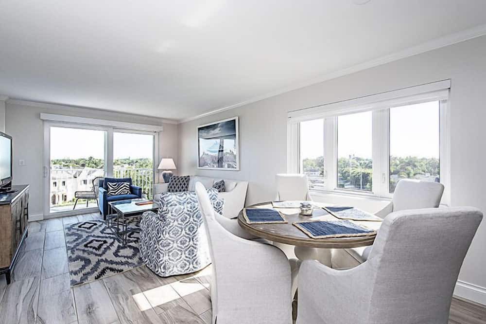 Photo of Livingroom in Coquina Sands