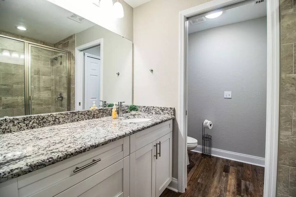 Photo of Bathroom in Bartow