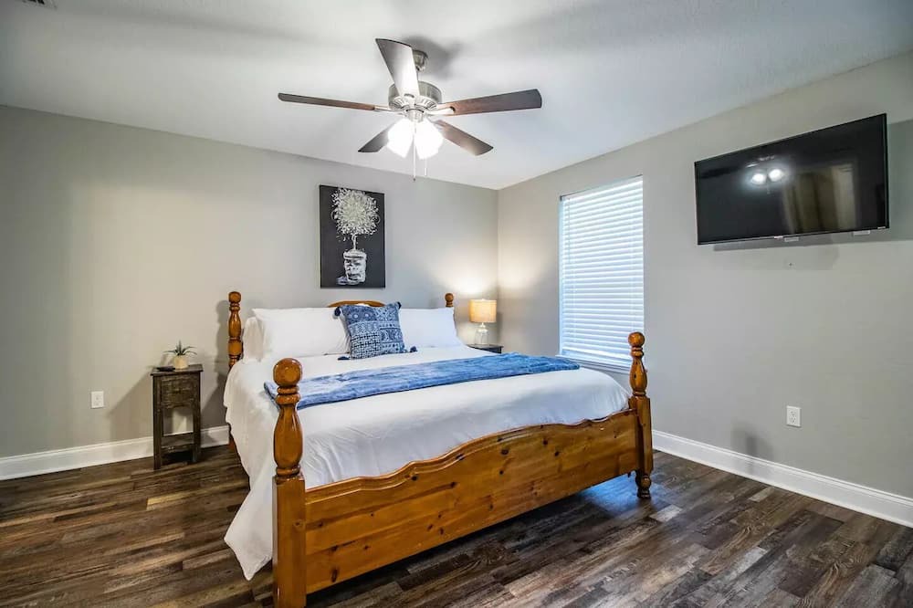 Photo of Bedroom in Bartow