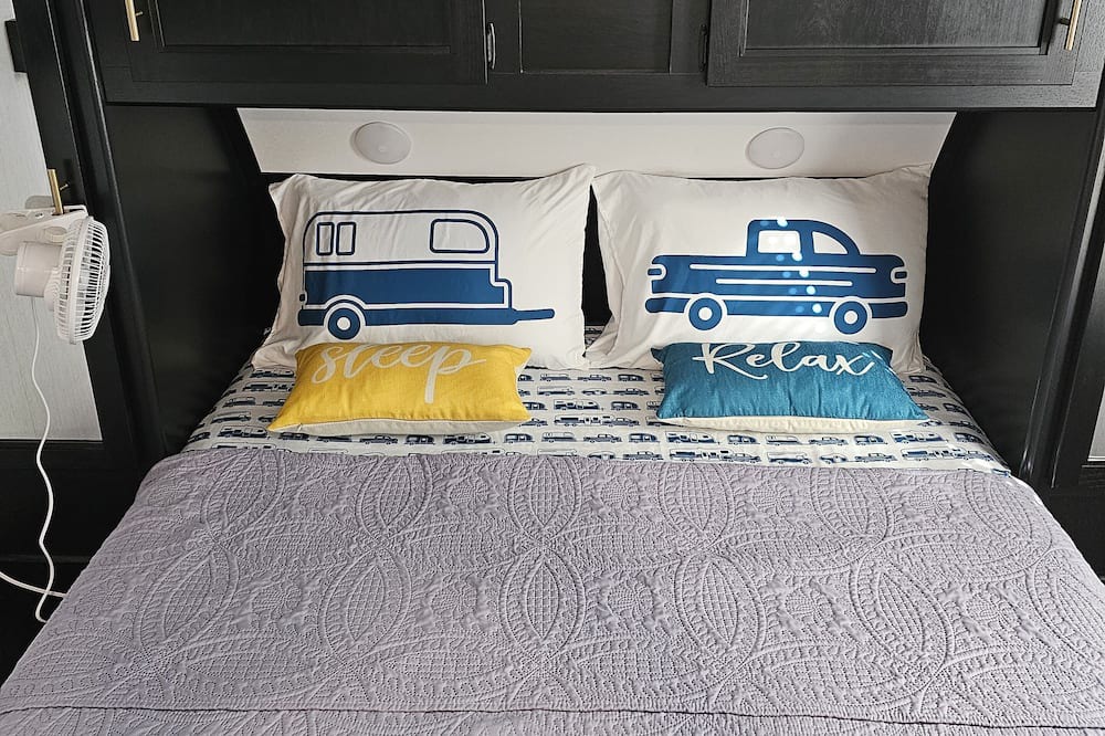 Photo of Bedroom in Homosassa