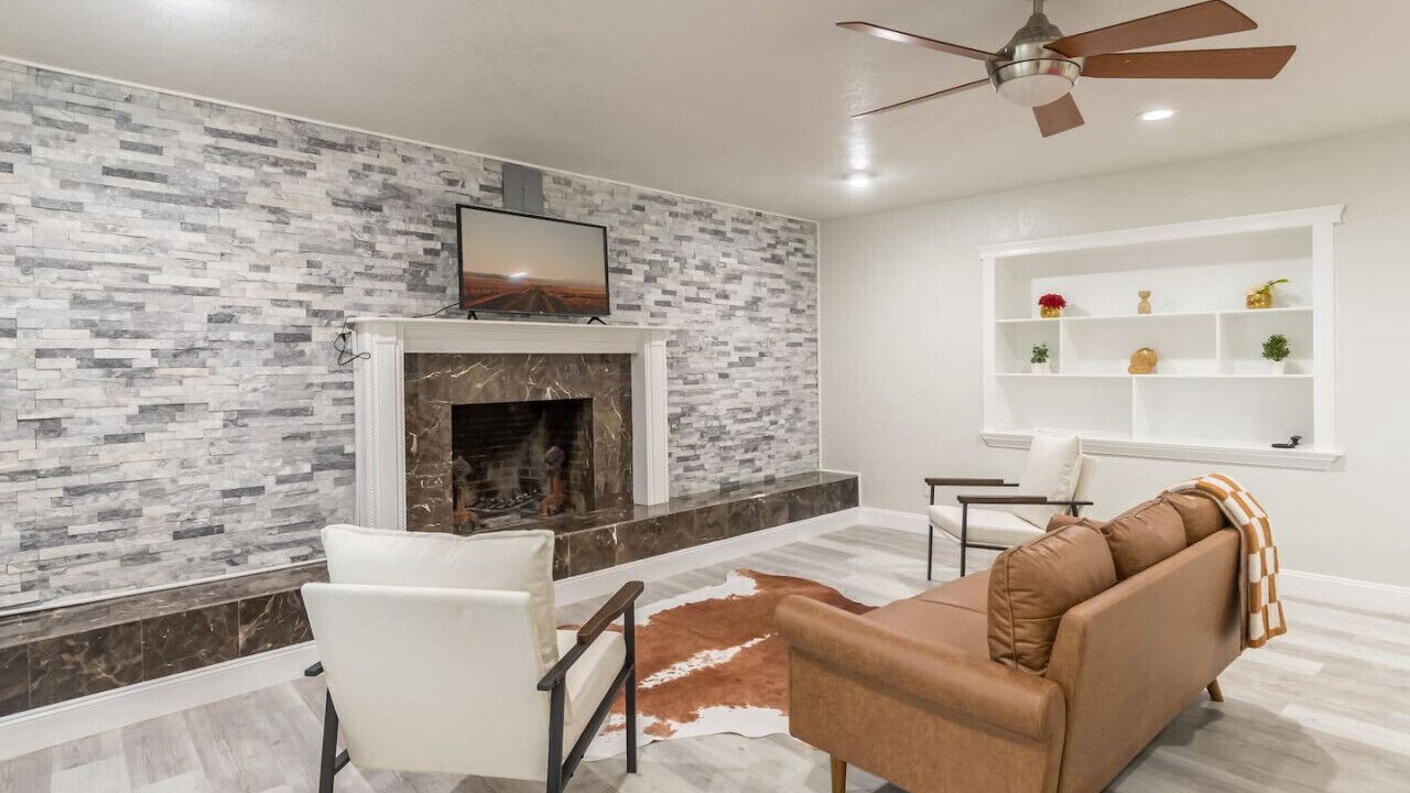 Photo of Livingroom in DeLand