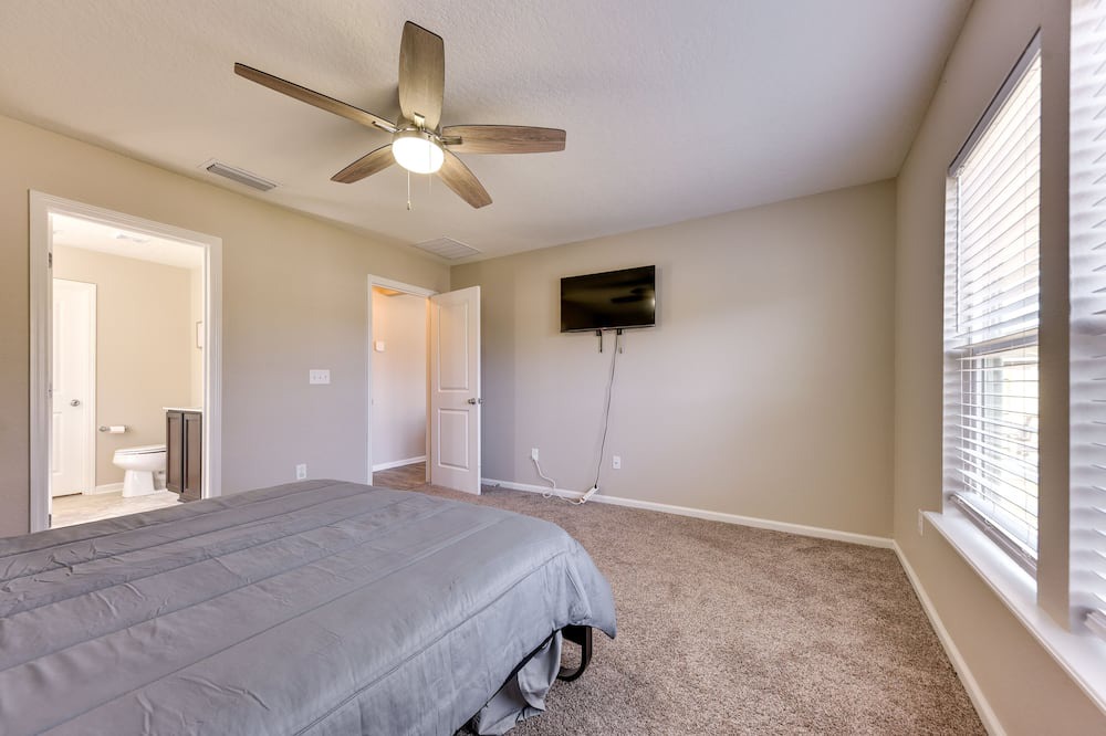 Photo of Bedroom in Yulee