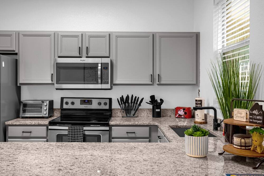 Photo of Kitchen in Regal Palms