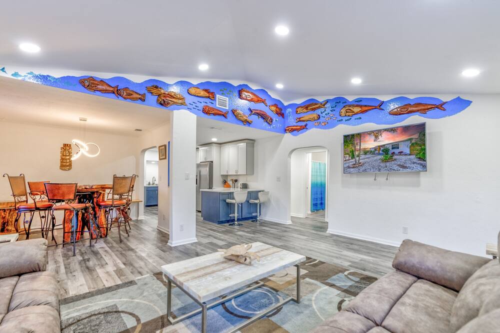 Photo of Bedroom in United Central