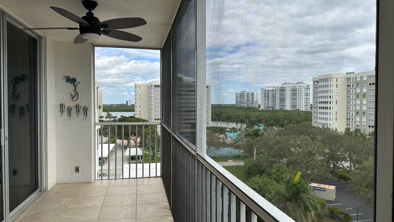 Photo of Outdoor in Vanderbilt Beach