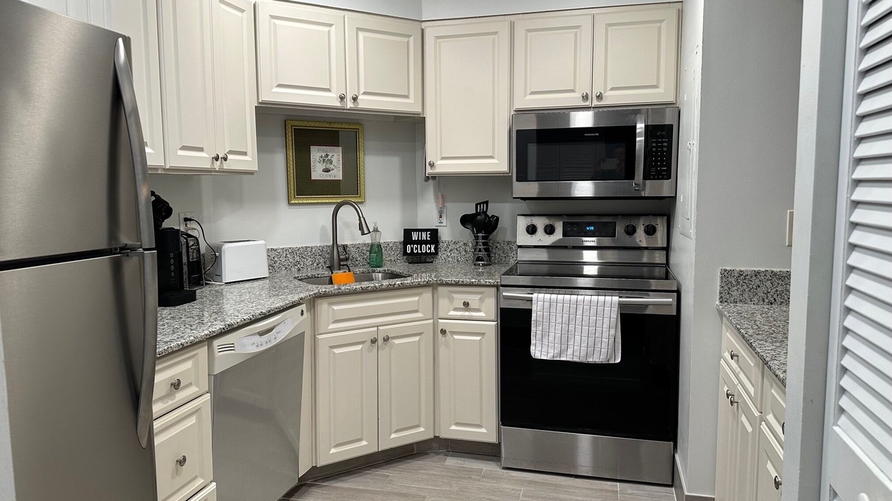 Photo of Kitchen in Vanderbilt Beach