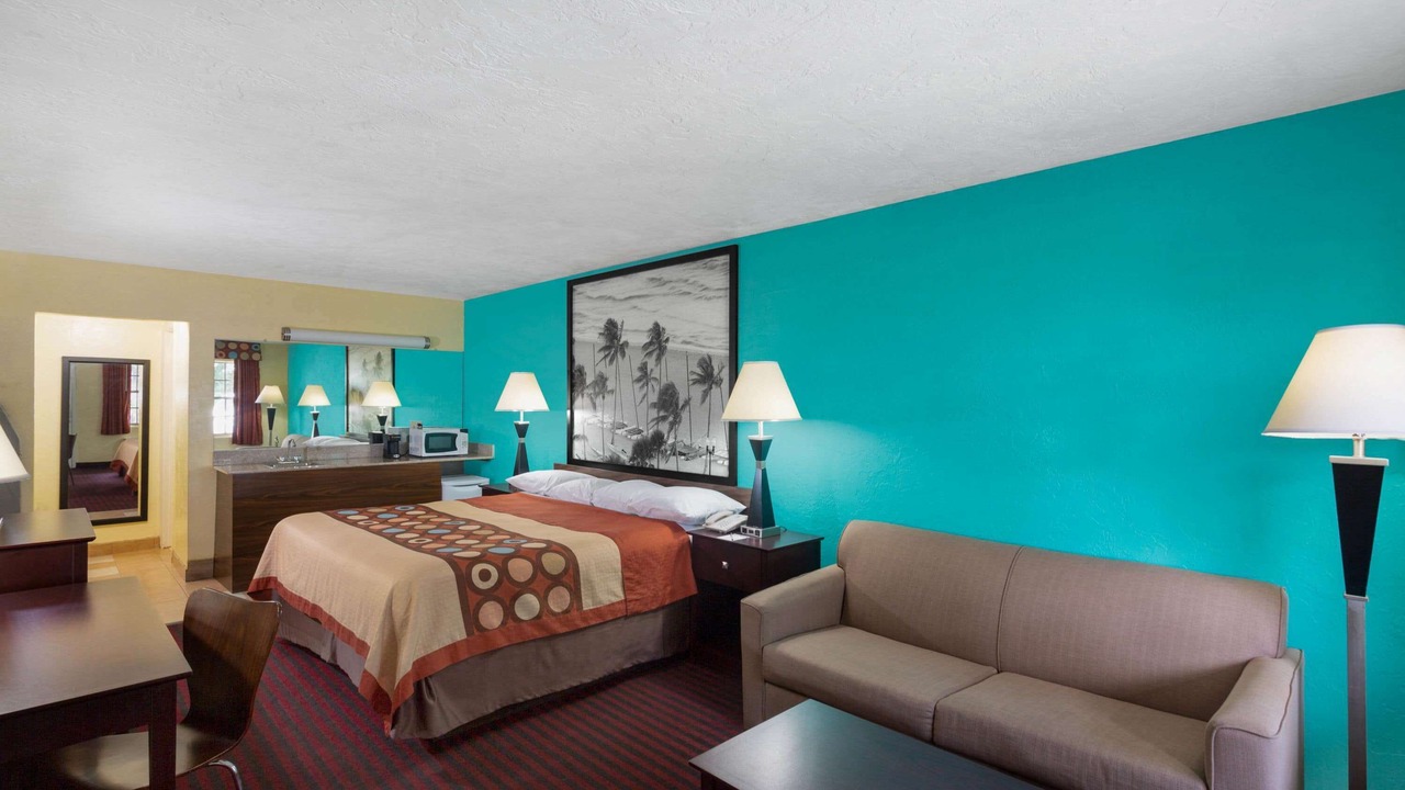 Photo of Bedroom in Trailer Estates