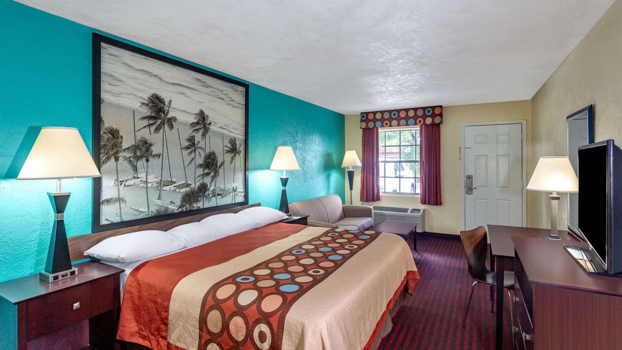 Photo of Bedroom in Trailer Estates