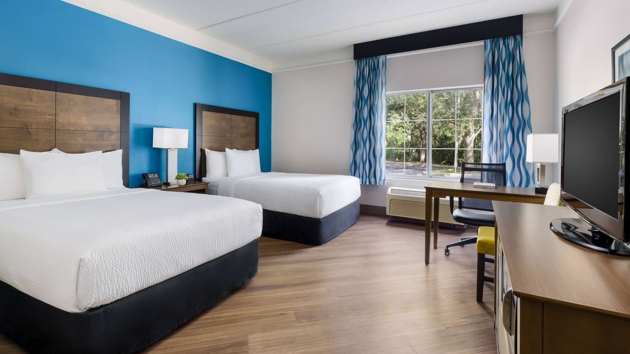 Photo of Bedroom in Limona Improvement