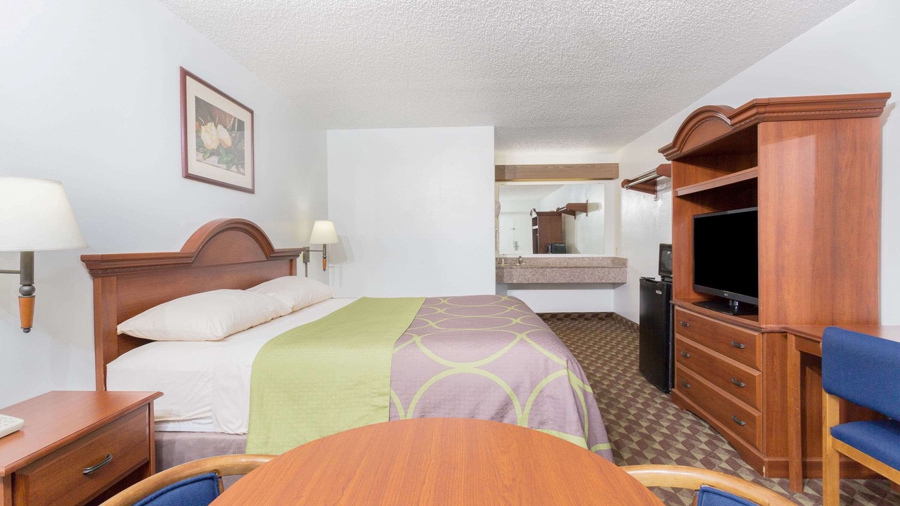 Photo of Bedroom in Riviera Beach