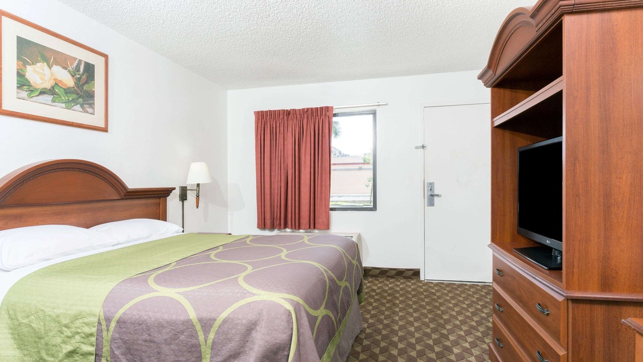 Photo of Bedroom in Riviera Beach