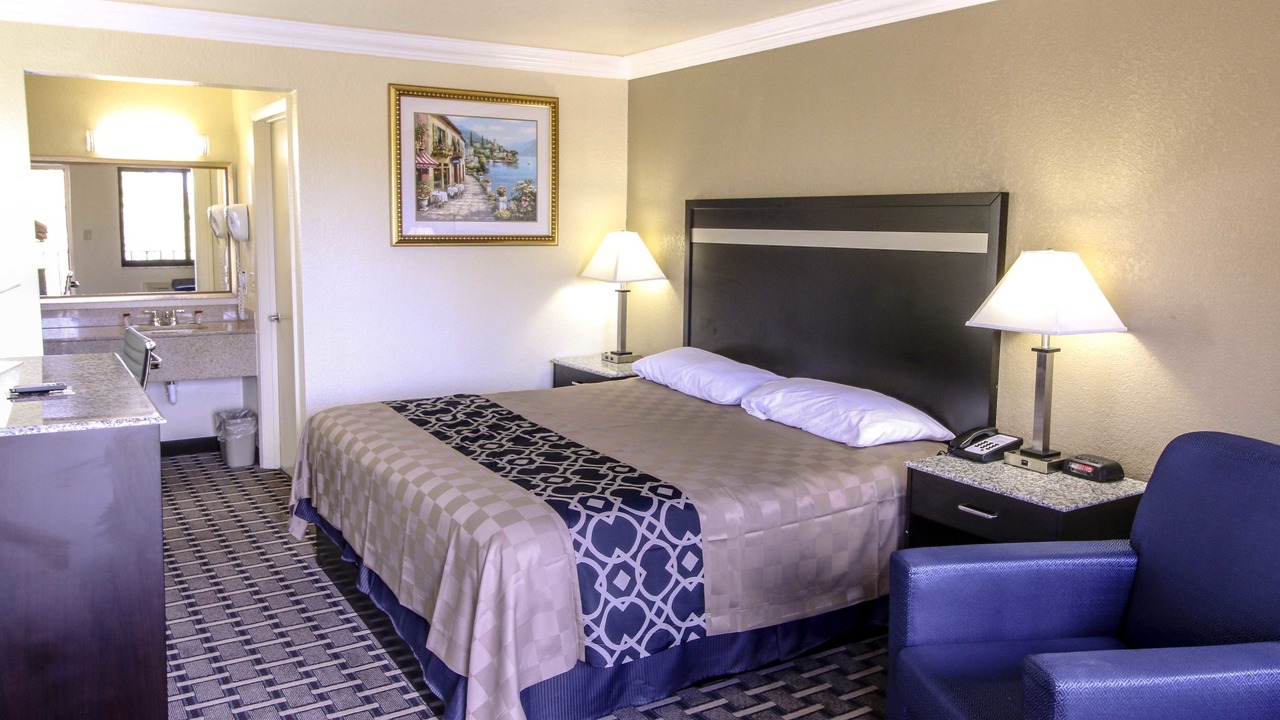 Photo of Bedroom in Hunt Club