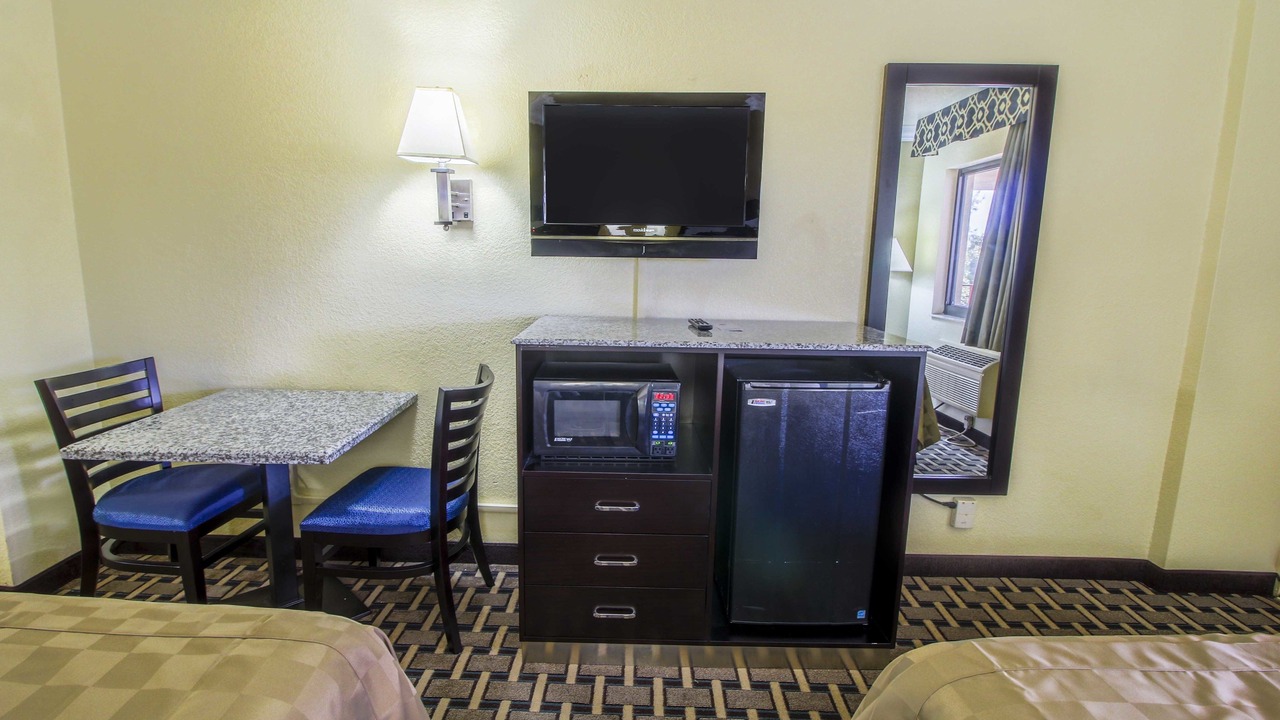 Photo of Bedroom in Hunt Club