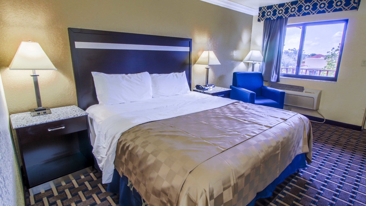 Photo of Bedroom in Hunt Club